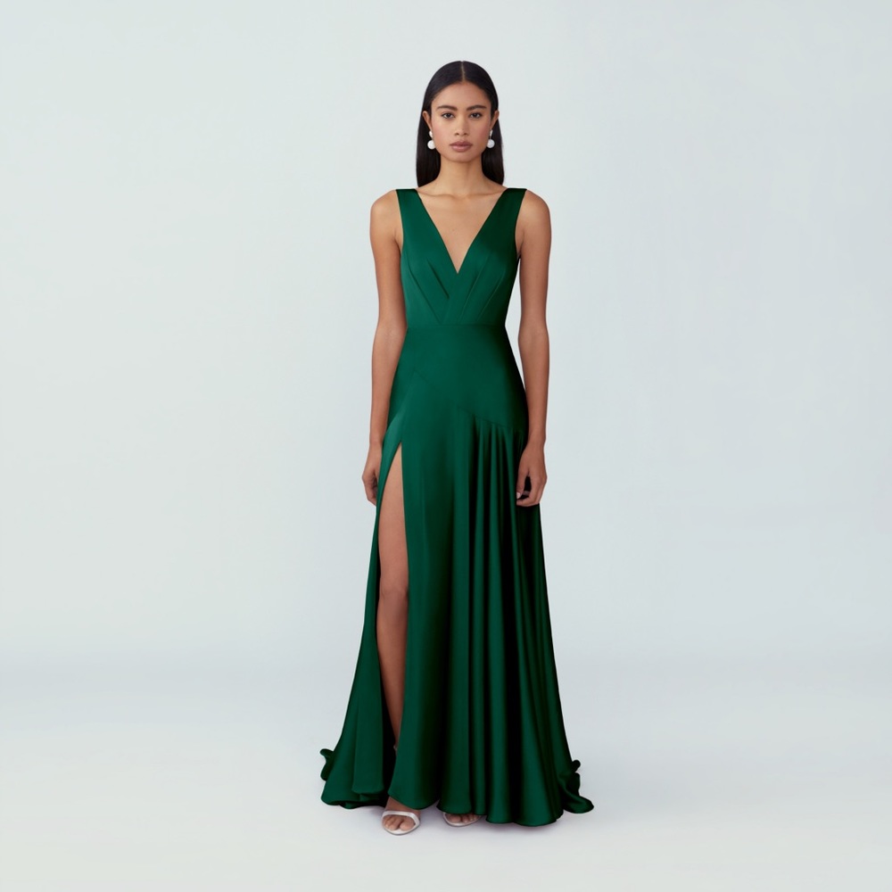 NWT Fame and Partners Escala Formal Dress in Dark Forest Size 6